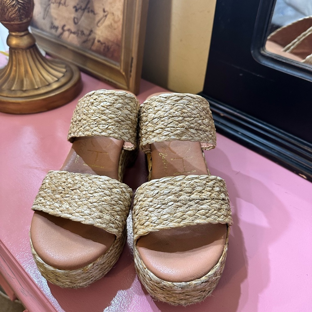 FREE Soho Beige Espadrille Sandals